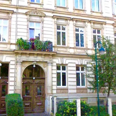 Apartment Center *